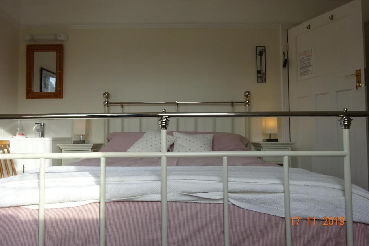 Westley B&B Uplyme Екстер'єр фото